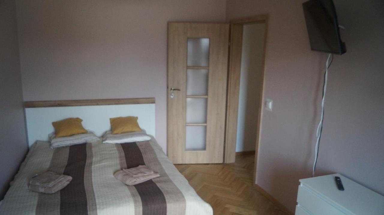 Apartmán Old Town Chic - 2 Pokoje, Bezplatny Parking, F-Vat Vratislav Exteriér fotografie